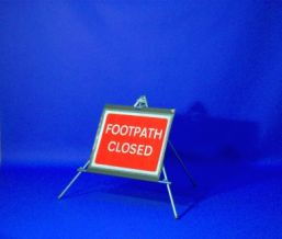 Quazar footpath closed sign - 600 x 450mm